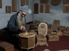 Ghulam Ahmad Dar One of the last guardians of Kashmir’s fading Namda craft